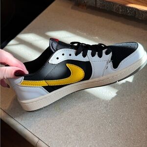 Nike Black and Yellow Sneakers